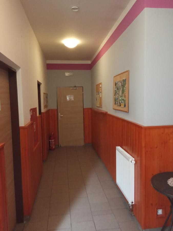 Penzion & Ubytovani Chrast  Zewnętrze zdjęcie